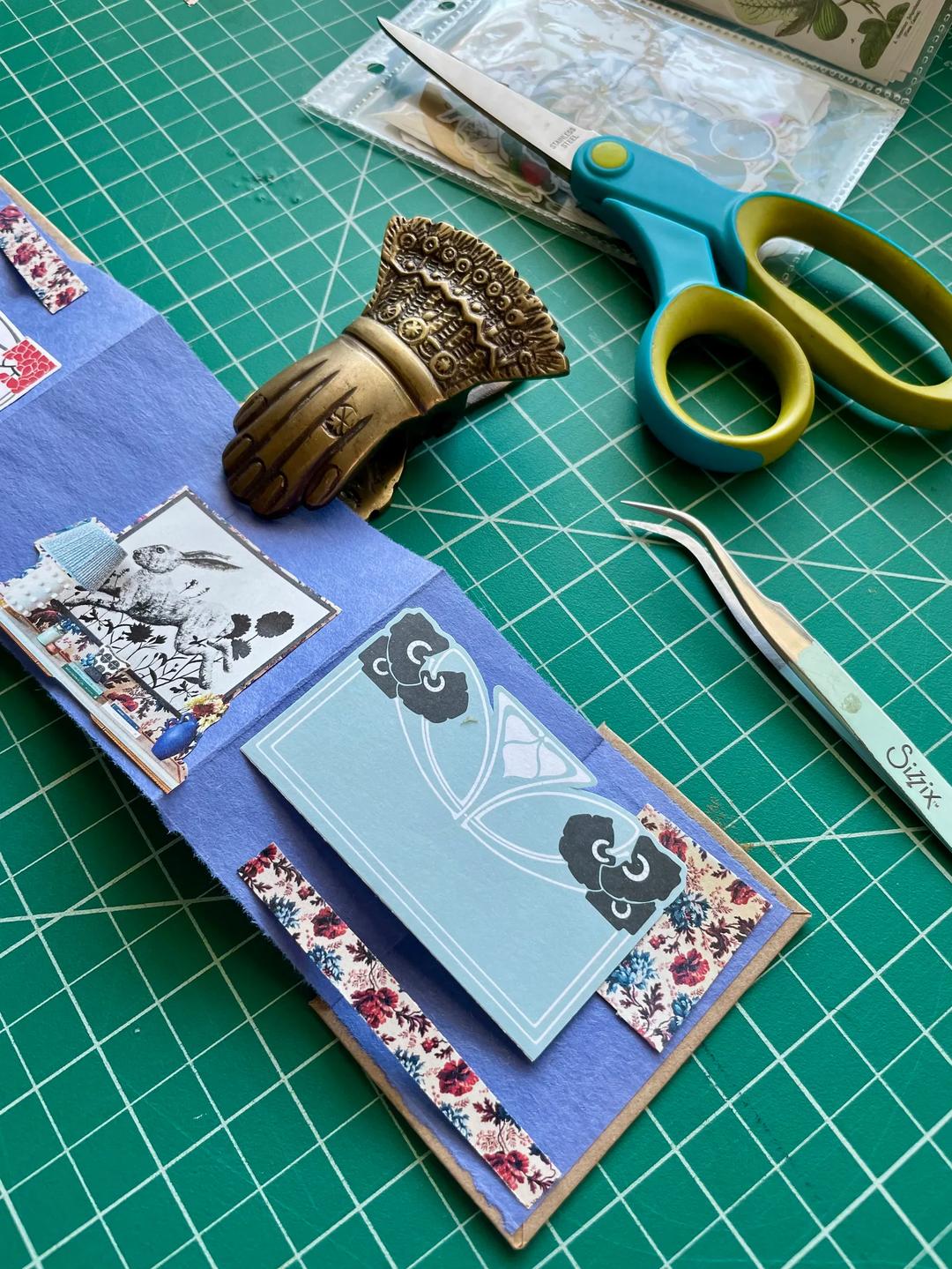 Alta Gracia Small Wonders Collage Club — image 5