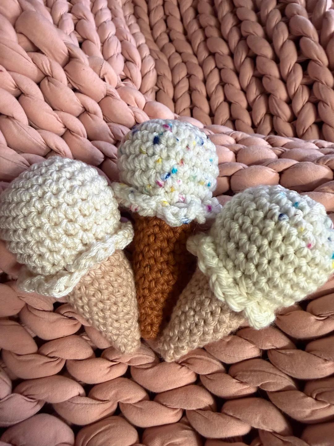 Dulces de Luna Kitty Toys — image 1